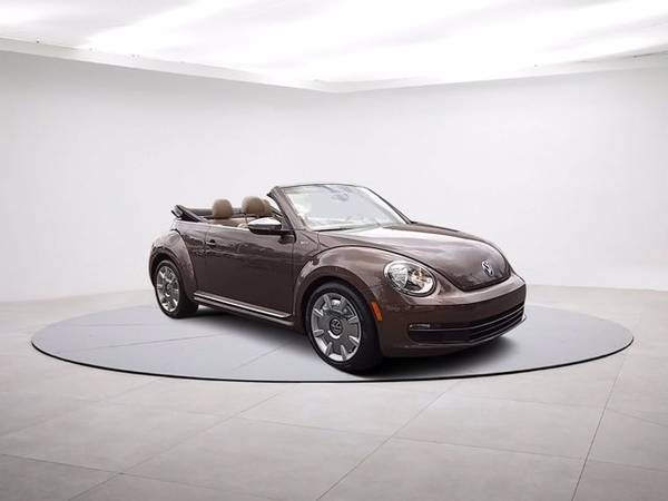 2013 Volkswagen BEETLE CONVERTIBLE 2 5L 70s Edition for sale in Wilmington, NC – photo 6