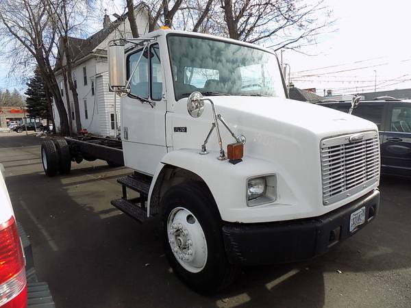 2001 Freightliner FL70 F670 (#8195) - cars & trucks - by dealer -... for sale in Minneapolis, MN – photo 3
