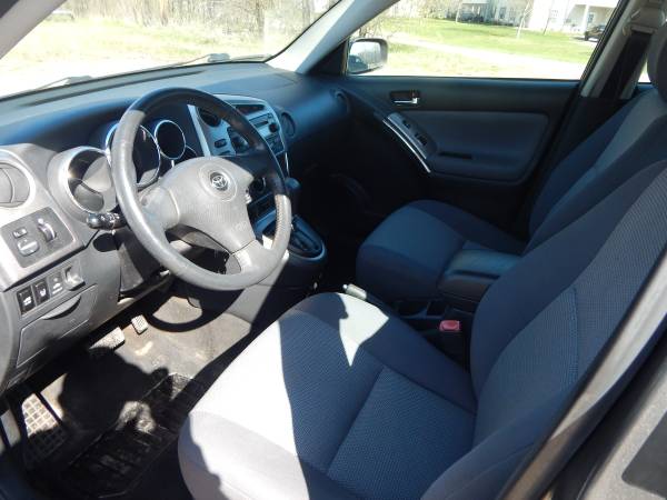 2006 Toyota Matrix XR 4dr Wagon w/Automatic - - by for sale in ST Cloud, MN – photo 7