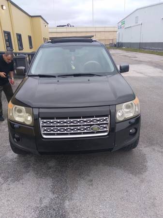 Land rover lr2 SE 2008 97K - cars & trucks - by owner - vehicle... for sale in Mango, FL – photo 5