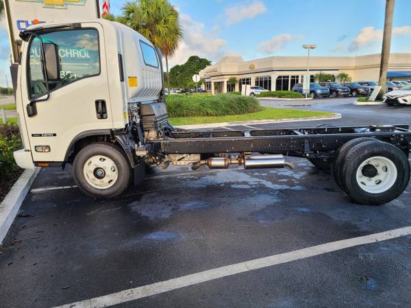 ISUZU NPR GAS CAB & CHASSIS - cars & trucks - by dealer - vehicle... for sale in Pompano Beach, FL