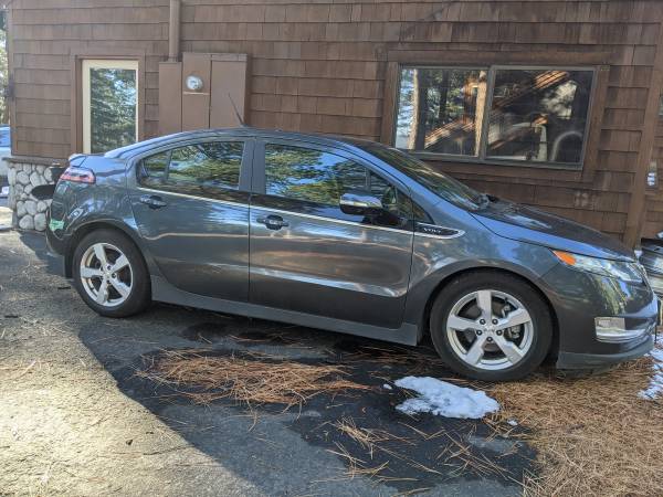 Chevy Volt, 2013 - cars & trucks - by owner - vehicle automotive sale for sale in Truckee, NV – photo 2