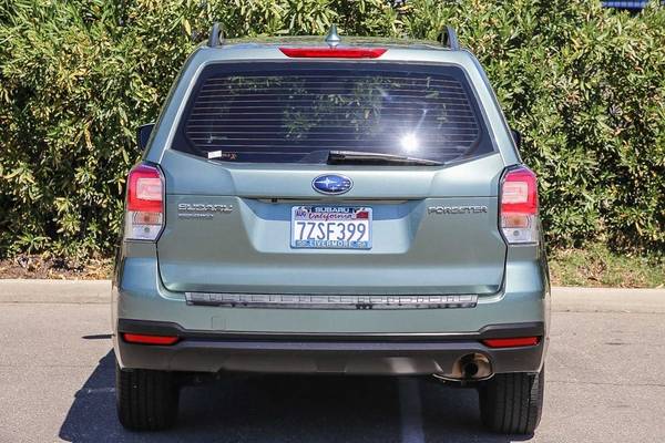 2018 Subaru Forester 2 5i suv Jasmine Green Metallic for sale in Livermore, CA – photo 5