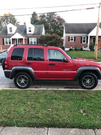 2003 Jeep Liberty - cars & trucks - by owner - vehicle automotive sale for sale in Wilmington, DE – photo 9