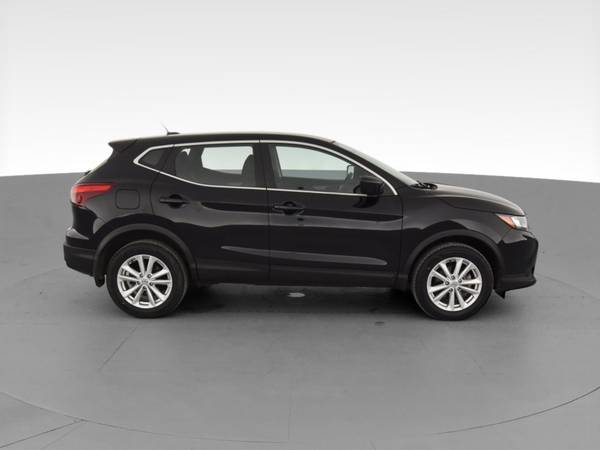 2017 Nissan Rogue Sport S Sport Utility 4D hatchback Black - FINANCE... for sale in Washington, District Of Columbia – photo 13