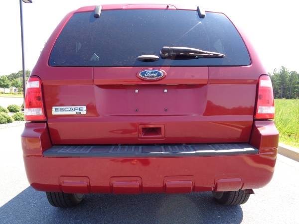 2011 Ford Escape XLT AWD - - by dealer - vehicle for sale in Greenville, SC – photo 7