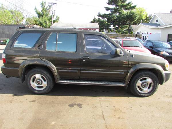 1999 INFINITI QX4 4X4 NICE! - - by dealer - vehicle for sale in Minneapolis, MN – photo 6