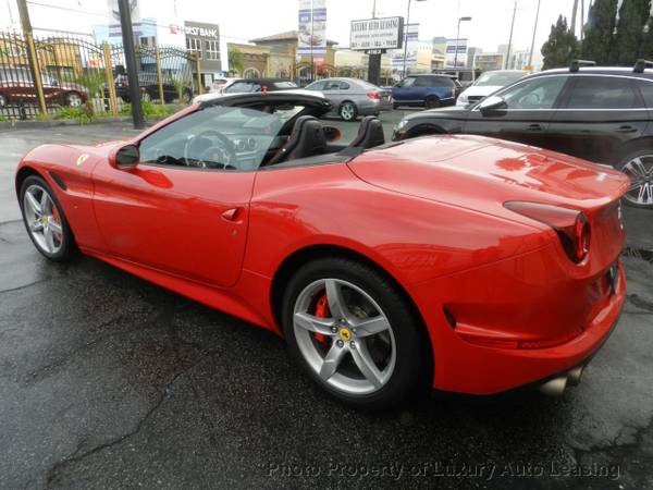 2015 Ferrari California T Rosso Scuderia Luxury Auto L - cars & for sale in Marina Del Rey, CA – photo 12