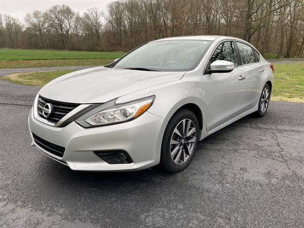 2017 Nissan Altima SL - - by dealer - vehicle for sale in Greenfield, TN – photo 6