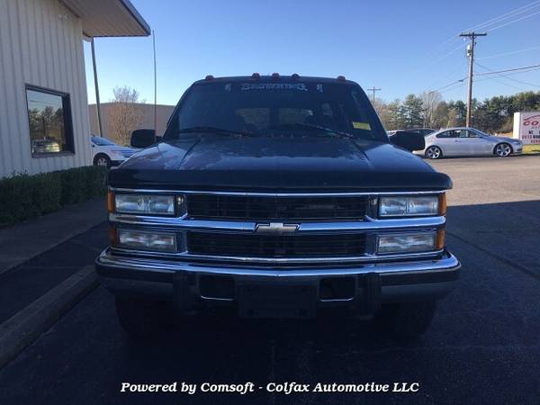 1996 Chevrolet SUBURBAN C2500 2WD - cars & trucks - by dealer -... for sale in Colfax, NC – photo 3