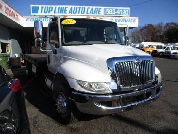 2012 International 4300 ROLL BACK, FLAT BED, TOW TRUCK ** 66K MILES... for sale in south amboy, LA – photo 5