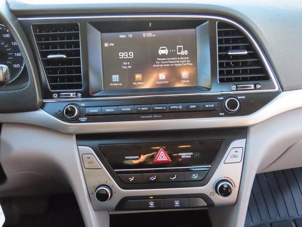 2018 Hyundai Elantra SEL hatchback Gray - - by dealer for sale in Ankeny, IA – photo 10