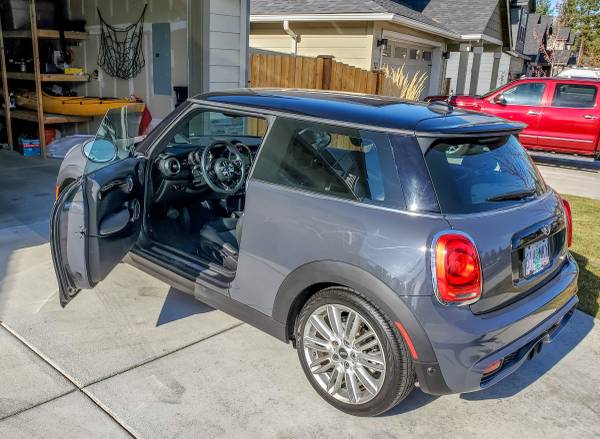 LOADED 2014 Mini Cooper S **REDUCED** - cars & trucks - by owner -... for sale in Sisters, OR – photo 2