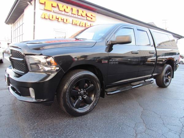 2017 Ram 1500 4X4 Quad Cab - cars & trucks - by dealer - vehicle... for sale in Rockford, WI – photo 4