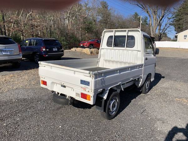 1995 DAIHATSU HIJET MINI TRUCK - ONLY 5K MILES!! - cars & trucks -... for sale in Whitinsville, MA – photo 3