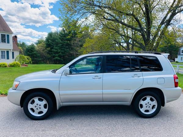 2007 Toyota Highlander Limited, Third Row Excellent Condition for sale in Kingston, MA – photo 3