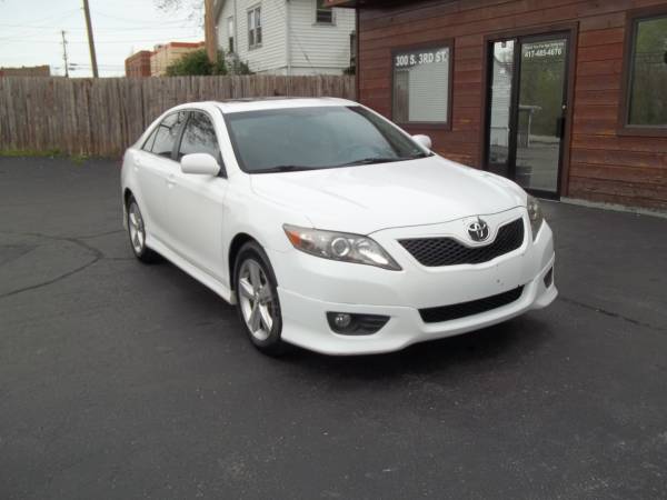 2011 Toyota Camry SE/SHARP! - - by dealer - vehicle for sale in Ozark, MO – photo 2