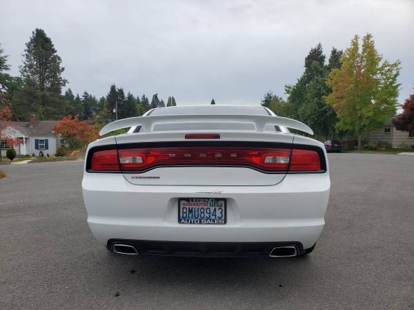 2011 Dodge Charger SE Sedan Fully Loaded HARD TO FIND Sport WOW!! for sale in Seattle, WA – photo 5