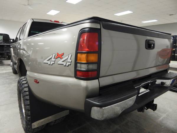 2003 Chevrolet 3500, Crew Cab, Dualy, 8.1 L, 4x4 - cars & trucks -... for sale in Osage City, NE – photo 3