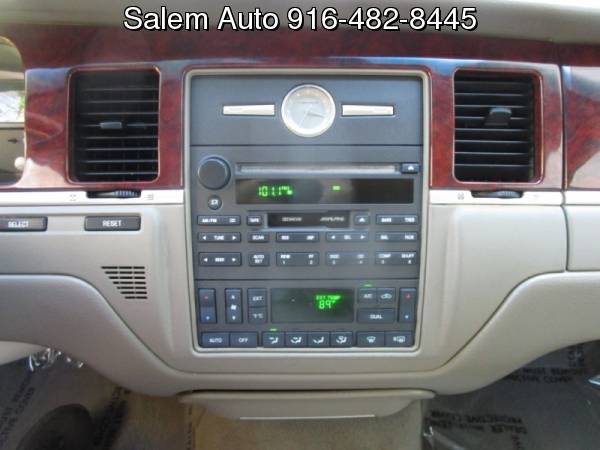 2003 Lincoln Town Car CARTIER - SUNROOF - LEATHER AND HEATED SEATS -... for sale in Sacramento , CA – photo 11
