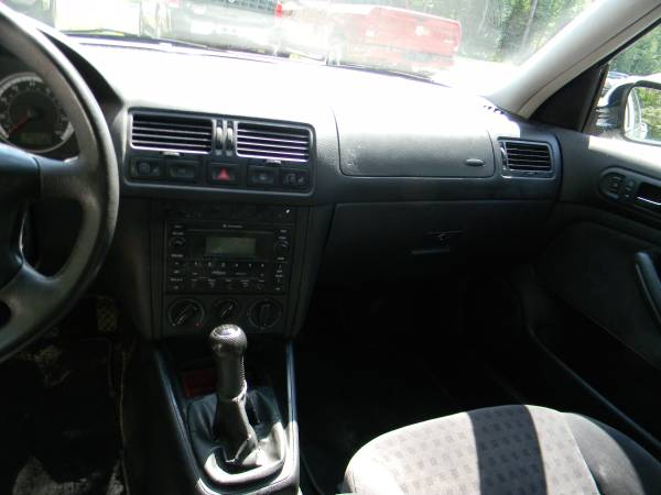 2005 VW Jetta TDI 5 Speed Wagon 50MPG - 365k miles for sale in Crandon, WI – photo 9