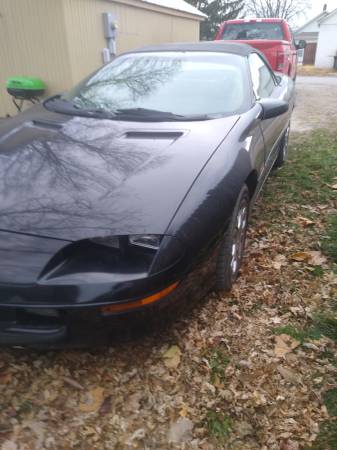 1995 Chevrolet convertible - cars & trucks - by owner - vehicle... for sale in Muscatine, IA – photo 2