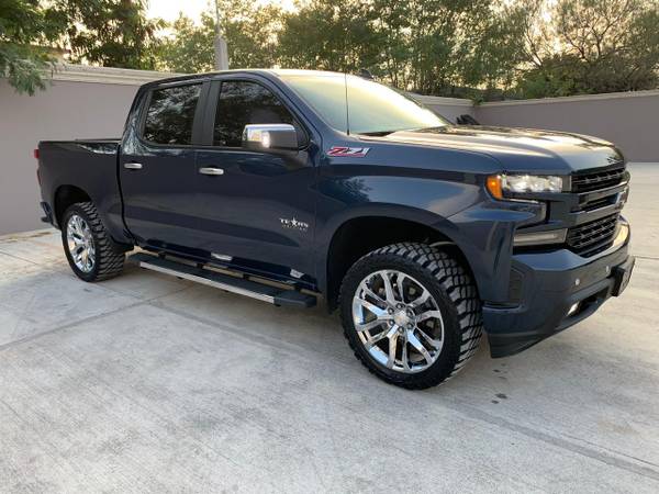 CHEVROLET SILVERADO 2019 4x4 - cars & trucks - by owner - vehicle... for sale in McAllen, TX – photo 8