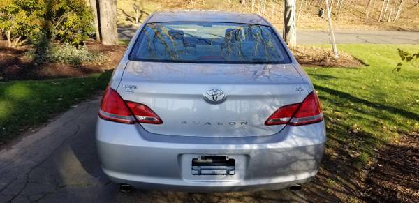2007 Toyota Avalon XL Sedan - cars & trucks - by owner - vehicle... for sale in North Branford , CT – photo 4