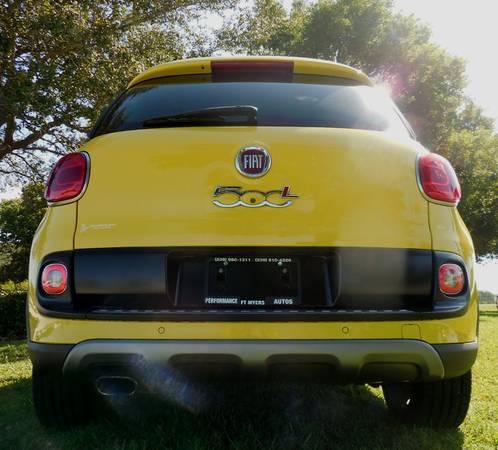 2014 Fiat 500L YellowTrekking 36k Miles FLA 1 OWNER!NONE NICER!! for sale in Fort Myers, FL – photo 10