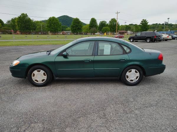 2000 Ford Taurus SE - - by dealer - vehicle automotive for sale in Roanoke, VA – photo 2