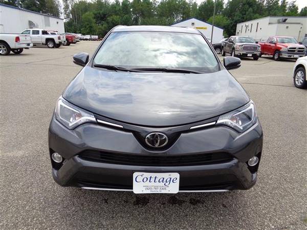 2018 Toyota Rav4 XLE - AWD - Moonroof for sale in Wautoma, WI – photo 6