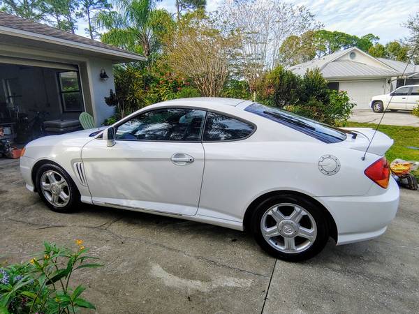 2004 Hyundai Tiburon - cars & trucks - by owner - vehicle automotive... for sale in Palm Bay, FL – photo 4