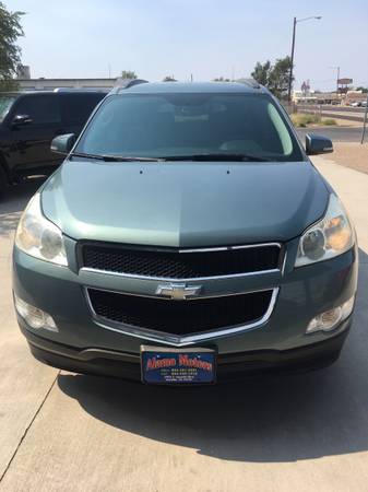 09 Chevrolet Traverse - cars & trucks - by dealer - vehicle... for sale in Amarillo, TX – photo 2
