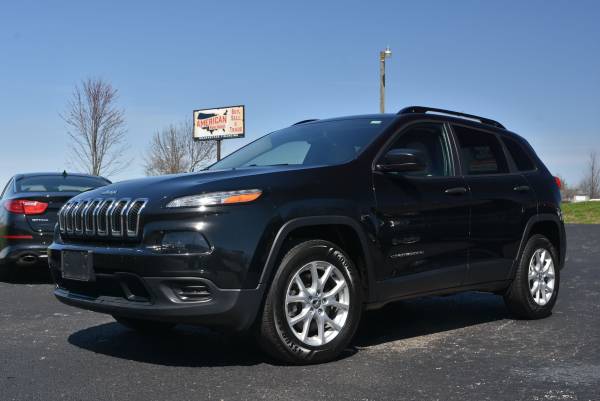 2016 Jeep Cherokee Sport 4WD - Warranty Available - Easy Payments! for sale in Nixa, MO – photo 2