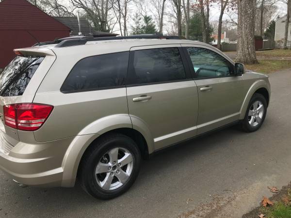 2009 Dodge Journey SXT three rows Only 59 k!!Mint - cars & trucks -... for sale in madison, CT – photo 6