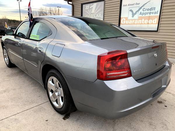 2006 Dodge Charger 4dr Sdn RWD - cars & trucks - by dealer - vehicle... for sale in Chesaning, MI – photo 4