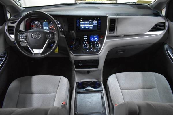 2015 Toyota Sienna LE AWD for sale in Canton, MA – photo 22