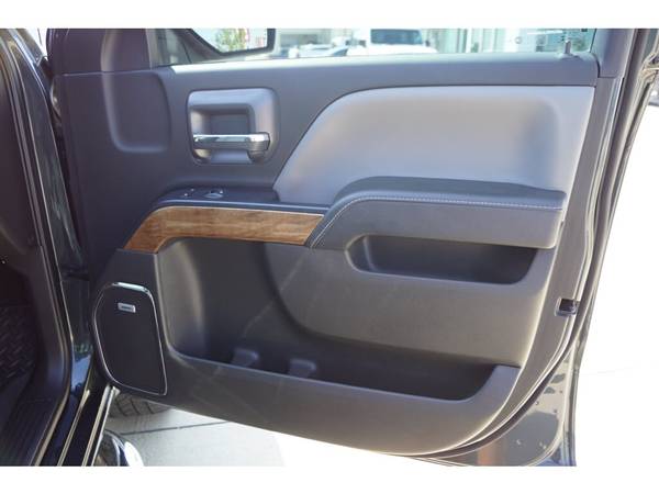 2018 Chevy Chevrolet Silverado 1500 LTZ w/1LZ pickup Graphite for sale in Pasadena, TX – photo 18