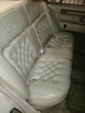 1984 Cadillac Seville Sedan 4D - cars & trucks - by owner - vehicle... for sale in Loudon, TN – photo 4
