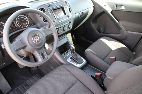 2018 VW Volkswagen Tiguan Limited 2.0t Sport Utility suv Black for sale in Pleasanton, CA – photo 10