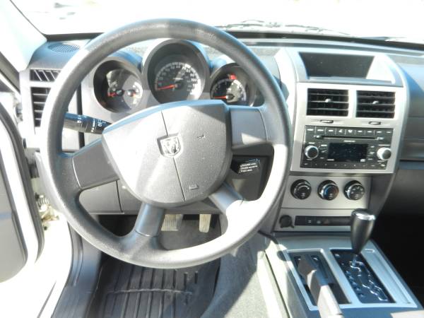 **2007 DODGE NITRO SXT 4WD**!!!!!!! - cars & trucks - by dealer -... for sale in Greenville, SC – photo 13