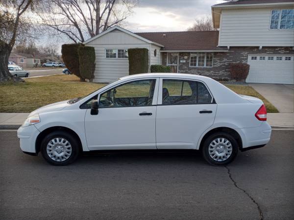 2011 NISSAN VERSA S RUNS AWESOME JUST SMOGED - cars & trucks - by... for sale in Reno, NV – photo 2