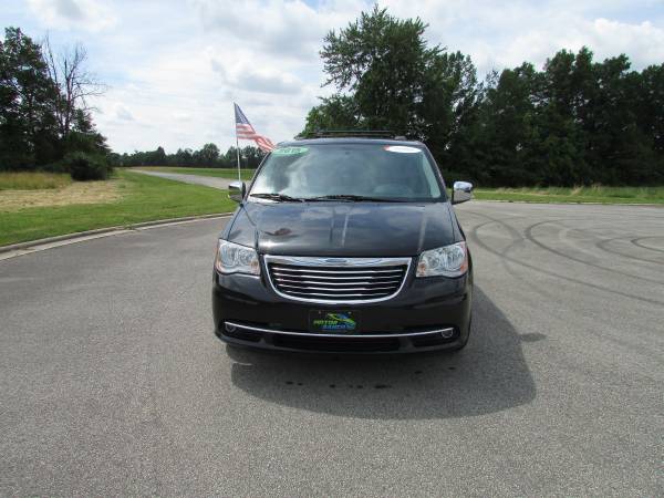 2015 CHRYSLER TOWN & COUNTRY TOURING L for sale in BUCYRUS, OH – photo 2