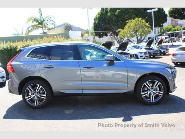 2020 Volvo XC60 T5 AWD Momentum SAVE 6,600 OFF MSRP - cars & trucks... for sale in San Luis Obispo, CA – photo 7