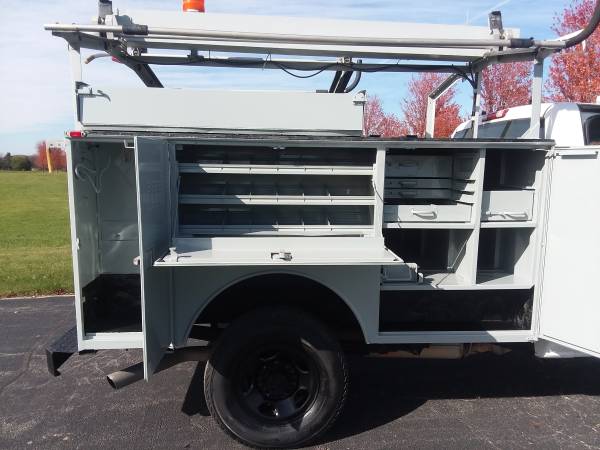 2002 Chevrolet 2500 HD Utility Service Work Utility Mechanics Truck... for sale in Gilberts, IA – photo 4