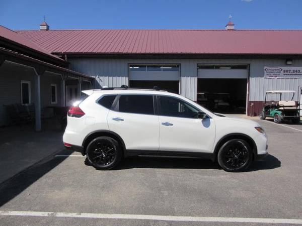 2017 Nissan Rogue SV Midnight Edition Edition - - by for sale in Other, IA – photo 2