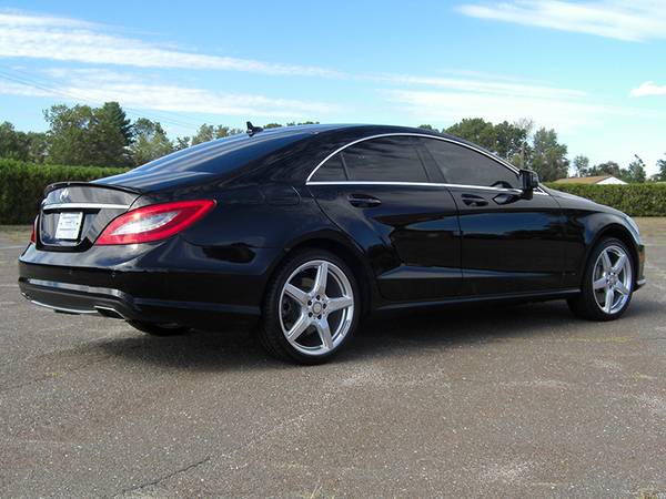 ★ 2013 MERCEDES BENZ CLS550 - NAVI, SUNROOF, 19" AMG WHEELS, NEW... for sale in East Windsor, NY – photo 3