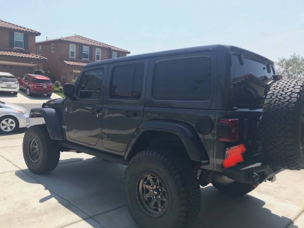 2018 jeep wrangler Moab JL still under factory warranty - cars & for sale in Beaumont, CA – photo 9