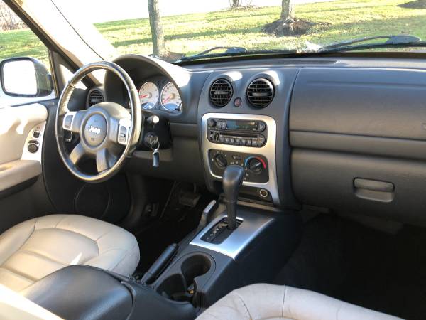 2003 JEEP LIBERTY 4x4 ONLY 128K!!! CLEAN TITLE!!! LEATHER!! - cars &... for sale in Philadelphia, PA – photo 7