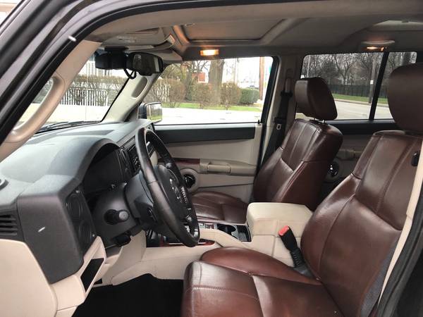 2006 Jeep Commander Limited 5.7L HEMI 4x4 Third Row/Loaded - cars &... for sale in Cleveland, OH – photo 6
